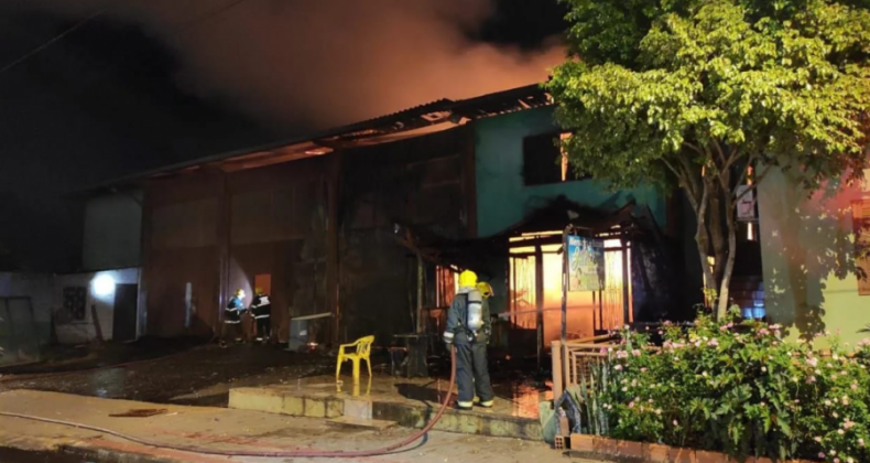 Mercado é destruído por incêndio em Serra Alta