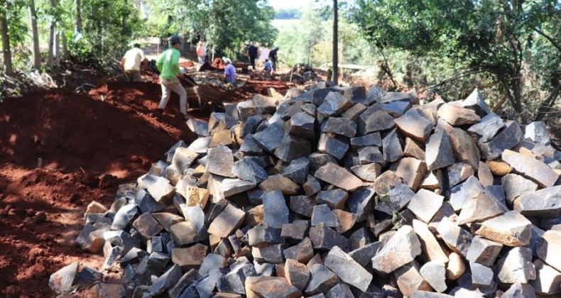 Dois trechos da Linha Suspiro receberão calçamento