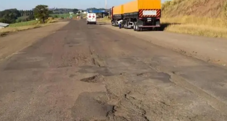 As duas rodovias federais que envergonham Santa Catarina