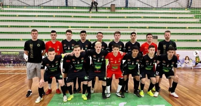 PINHALENSE SUB-18 REALIZOU DOIS GRANDES JOGOS